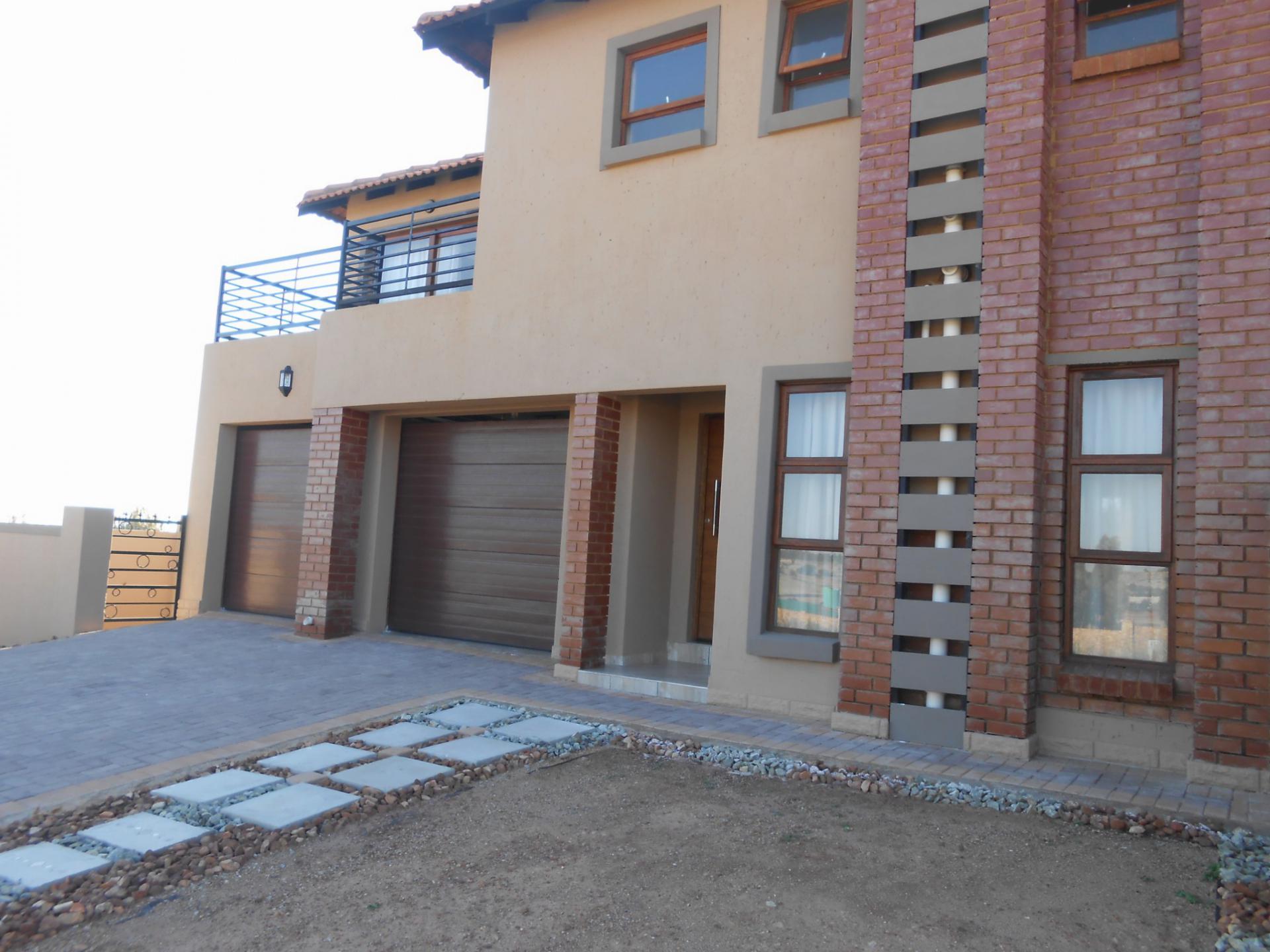 Front View of property in Krugersdorp