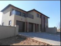 3 Bedroom 3 Bathroom House for Sale for sale in Krugersdorp