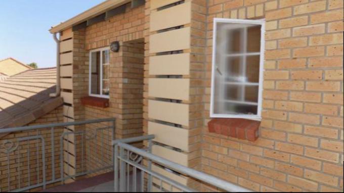 2 Bedroom Cluster for Sale For Sale in Mooikloof Ridge - Private Sale - MR144573