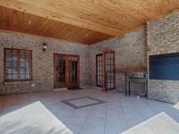 Patio - 18 square meters of property in Silver Lakes Golf Estate