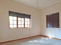 Bed Room 2 - 15 square meters of property in Silver Lakes Golf Estate