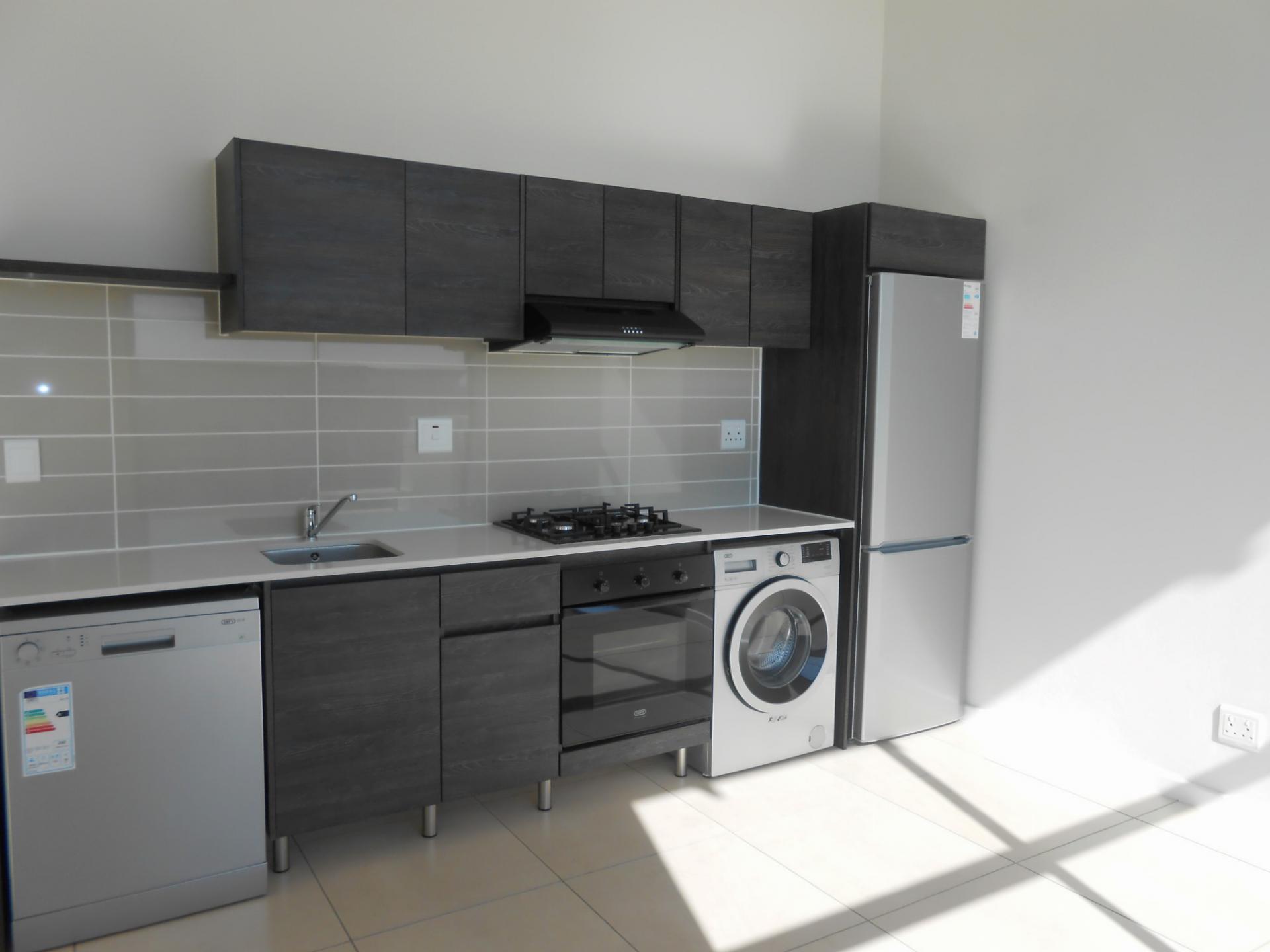 Kitchen - 6 square meters of property in Fourways