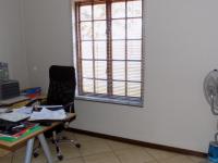 Bed Room 2 - 16 square meters of property in Waterval East