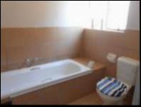 Bathroom 1 - 6 square meters of property in Greenhills