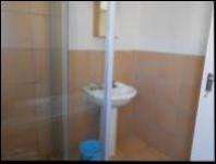 Bathroom 1 - 6 square meters of property in Greenhills