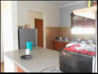 Kitchen - 7 square meters of property in Greenhills