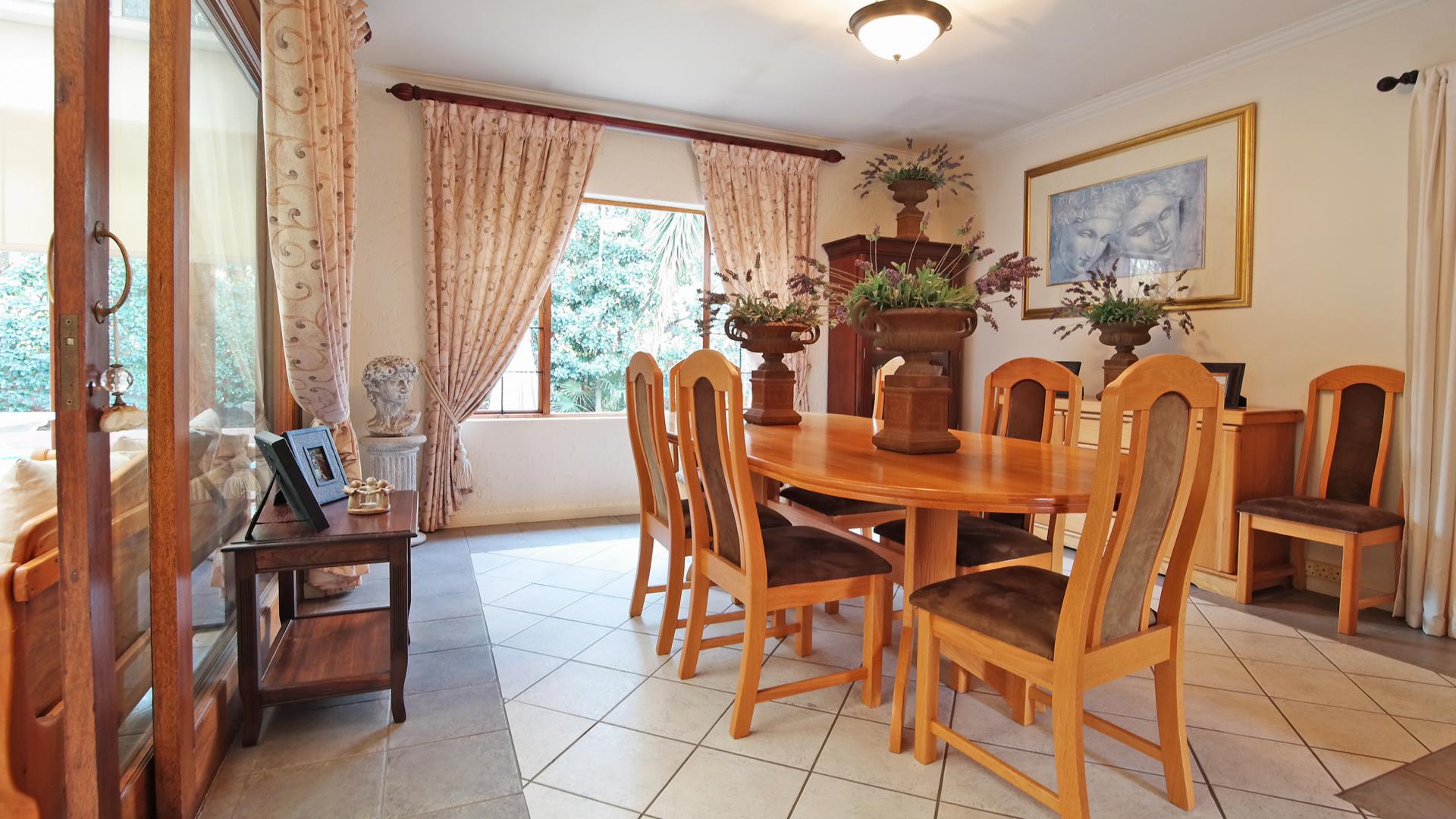 3 Bedroom House for Sale For Sale in Silver Lakes Golf Estate