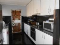 Kitchen - 10 square meters of property in Lenasia South