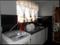 Kitchen - 10 square meters of property in Lenasia South