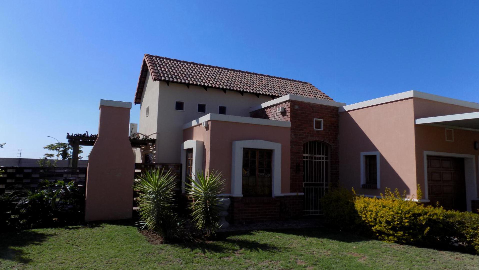 Front View of property in Rustenburg