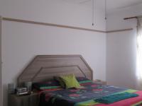 Main Bedroom - 18 square meters of property in Unigray