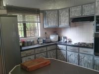 Kitchen - 16 square meters of property in Kingsburgh