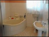 Bathroom 1 of property in Bisho