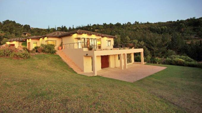 3 Bedroom House for Sale For Sale in Simola Golf and Country Estate - Private Sale - MR144994