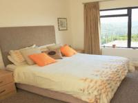 Main Bedroom - 22 square meters of property in Simola Golf and Country Estate