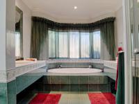 Bathroom 1 - 12 square meters of property in Silver Lakes Golf Estate