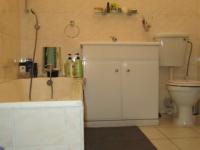 Main Bathroom - 6 square meters of property in Lambton
