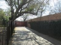 Spaces - 15 square meters of property in Parkdene (JHB)