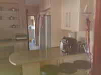 Kitchen - 9 square meters of property in Vaalmarina