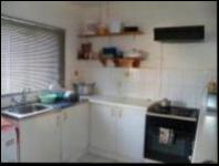 Kitchen of property in Kingsview