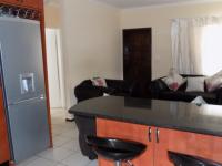 Kitchen - 13 square meters of property in Heatherview