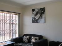 Lounges - 10 square meters of property in Sharon Park
