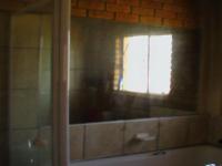 Main Bathroom - 7 square meters of property in Eloff