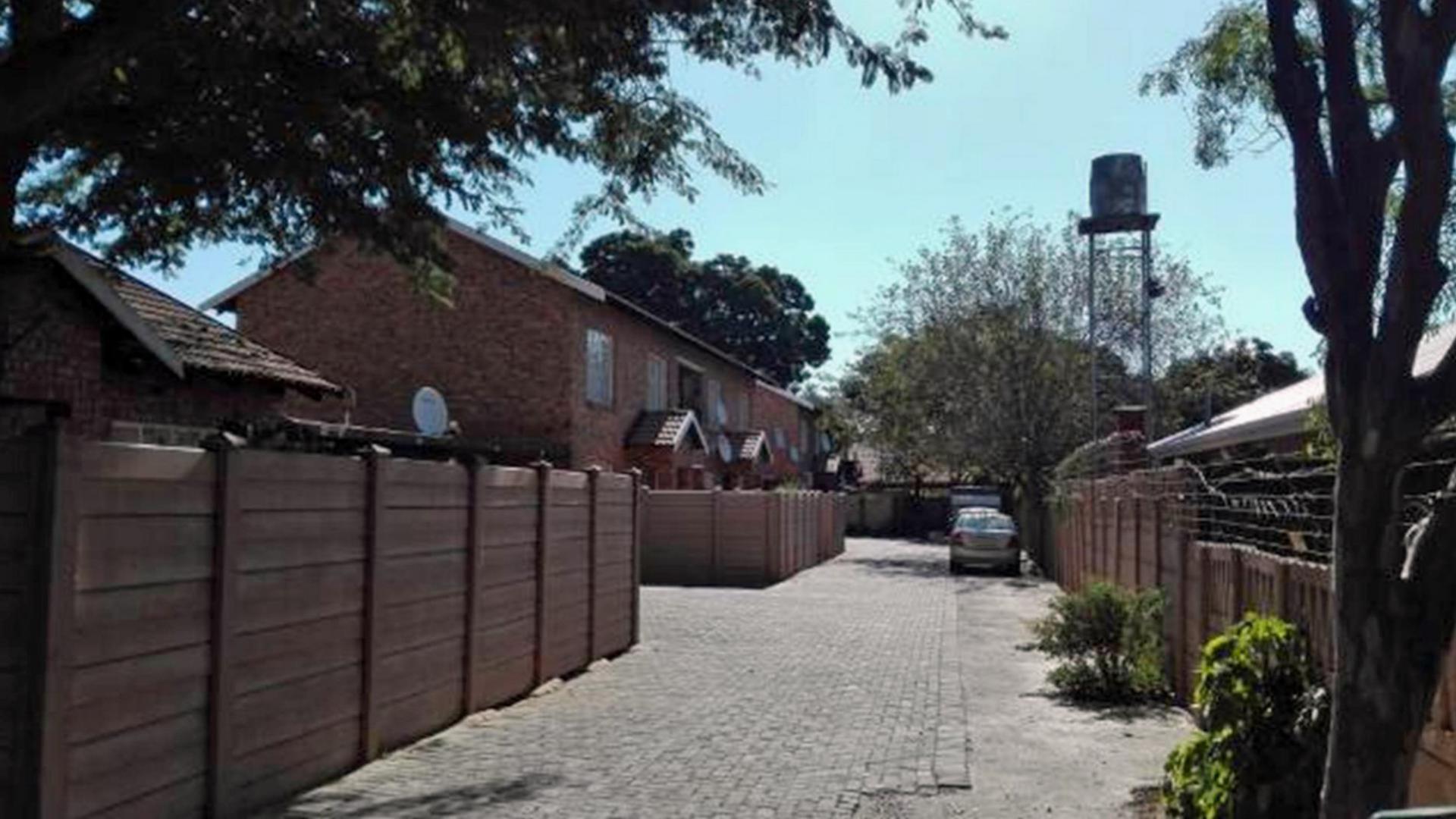 Front View of property in Rustenburg