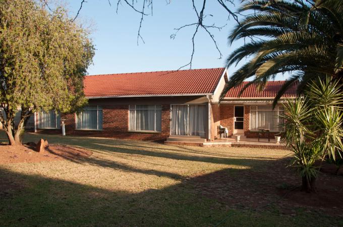 3 Bedroom House for Sale For Sale in Middelburg - MP - Private Sale - MR145264