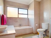 Bathroom 1 - 4 square meters of property in The Meadows Estate