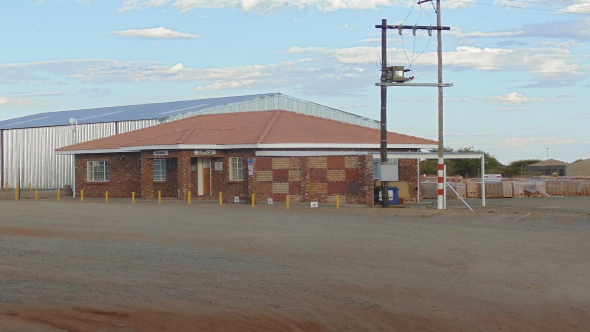 Front View of property in Kimberley