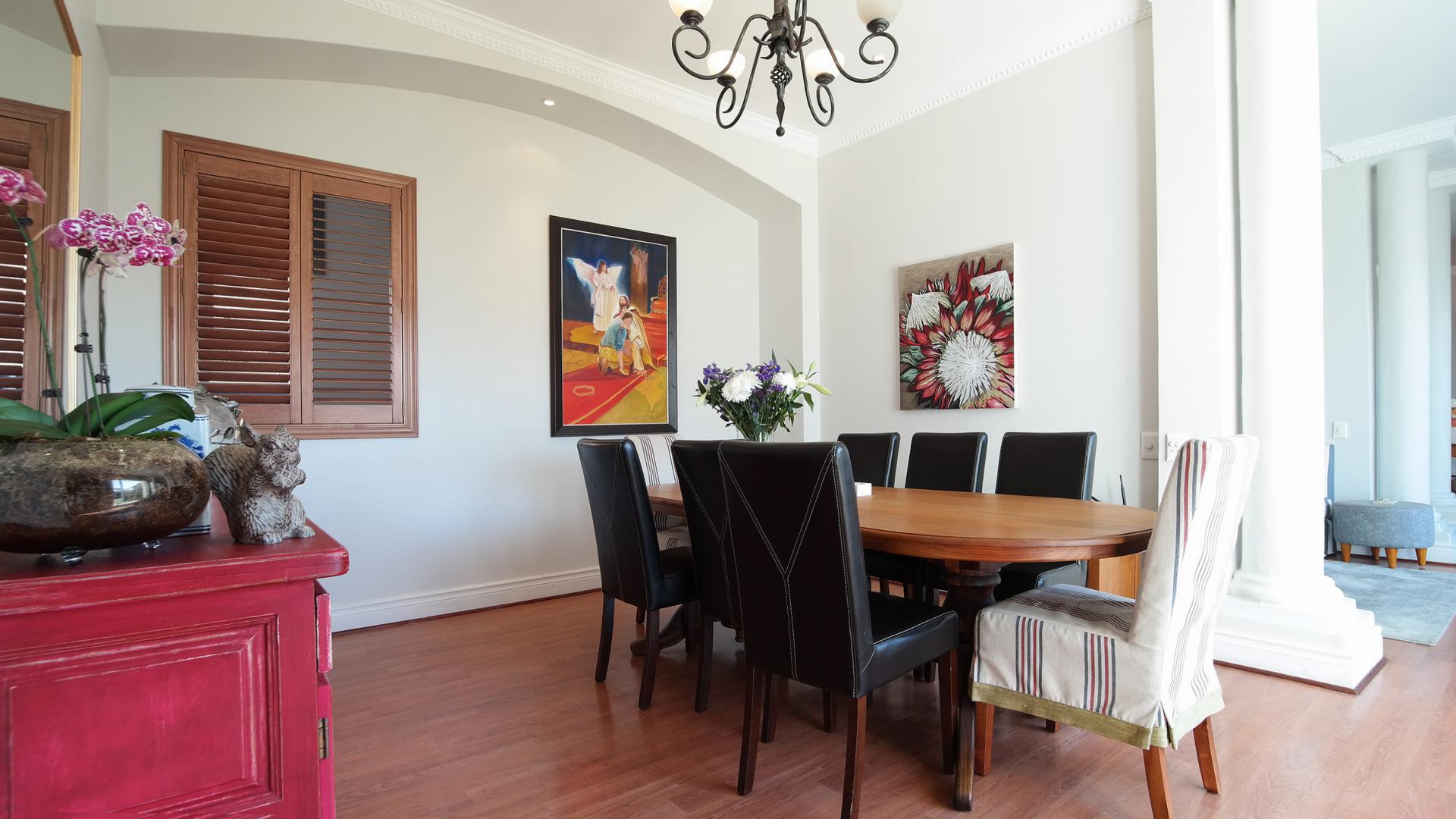 Dining Room of property in Woodlands Lifestyle Estate