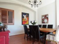 Dining Room of property in Woodlands Lifestyle Estate