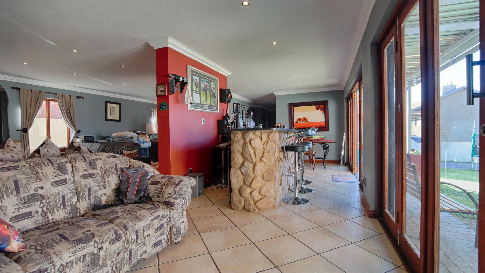 Entertainment - 21 square meters of property in Olympus Country Estate