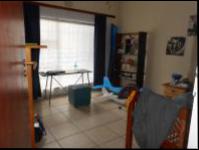 Bed Room 3 - 16 square meters of property in Farrarmere