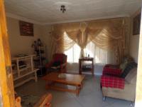 Lounges of property in Heidedal