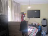 Bed Room 1 - 17 square meters of property in Leachville