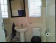 Bathroom 1 - 7 square meters of property in Elandsrand