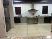 Kitchen - 25 square meters of property in Bendor