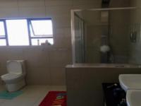 Main Bathroom - 12 square meters of property in Bendor