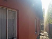 2 Bedroom 1 Bathroom Flat/Apartment to Rent for sale in Randburg