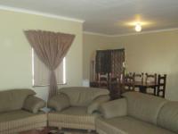 Lounges - 48 square meters of property in Roodia