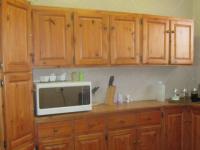 Kitchen - 25 square meters of property in Roodia