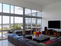 Lounges - 31 square meters of property in Cashan