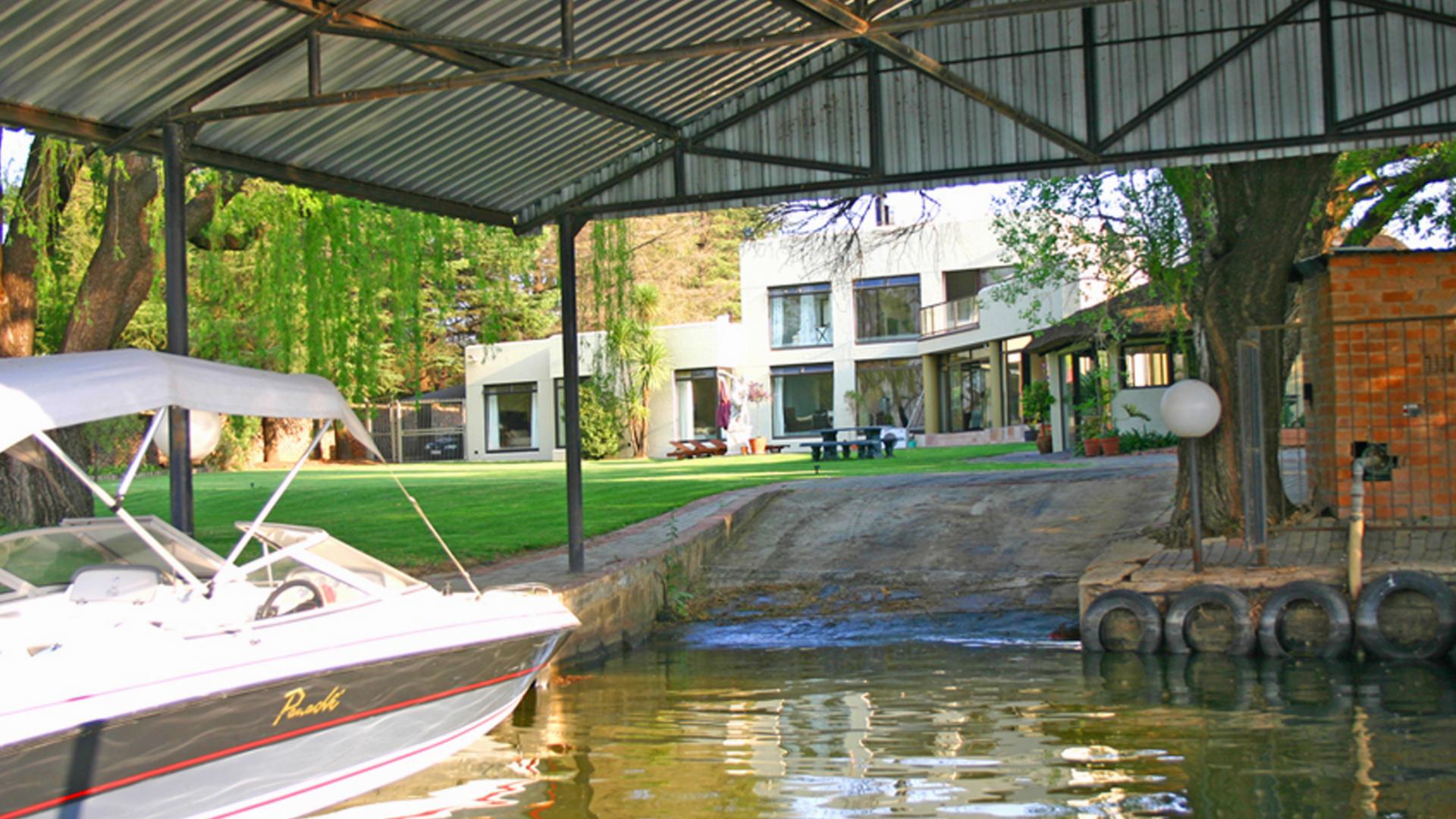 Entertainment - 71 square meters of property in Vanderbijlpark