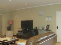 Lounges - 22 square meters of property in Northmead