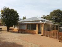 Front View of property in Schweizer Reneke