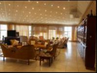 Lounges - 143 square meters of property in Chancliff AH