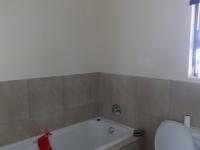 Bathroom 1 - 5 square meters of property in Sagewood