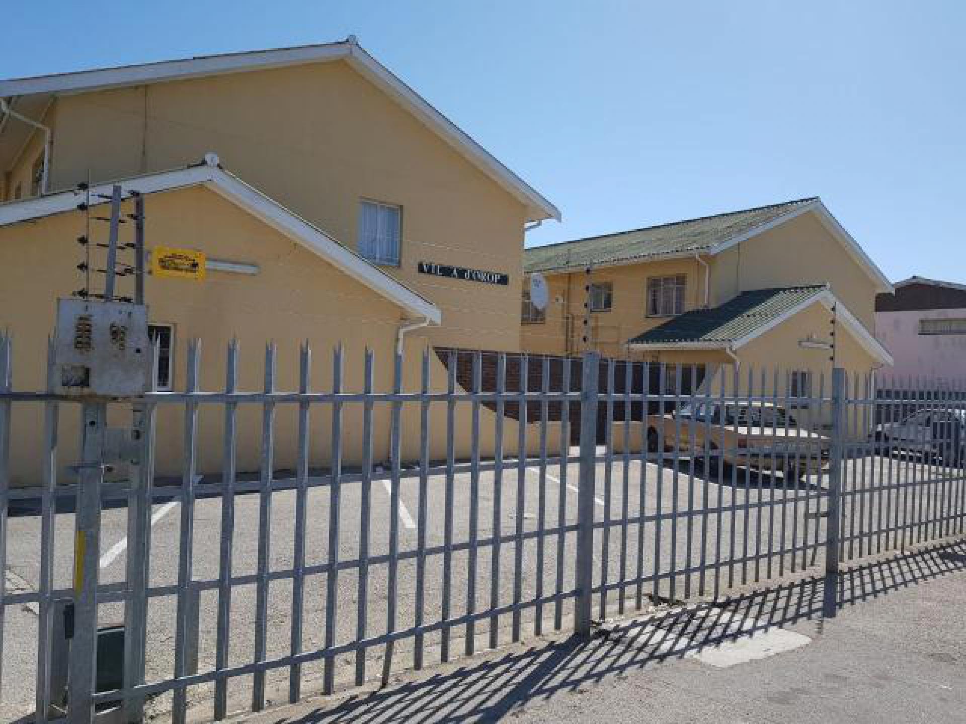 Front View of property in Port Elizabeth Central